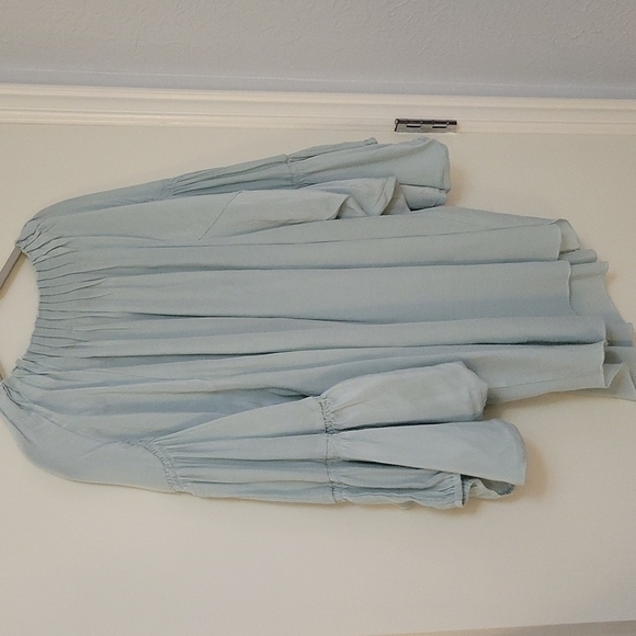 NEIMAN MARCUS Balloon Cascade Sleeve Off Shoulder Peasant Castlecore Blouse - Picture 6 of 8